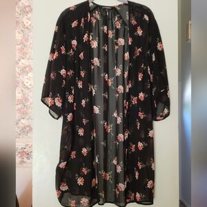 Like New Express Floral Kimono